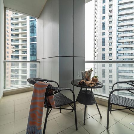 Frank Porter - Torch Tower Dubai Bagian luar foto